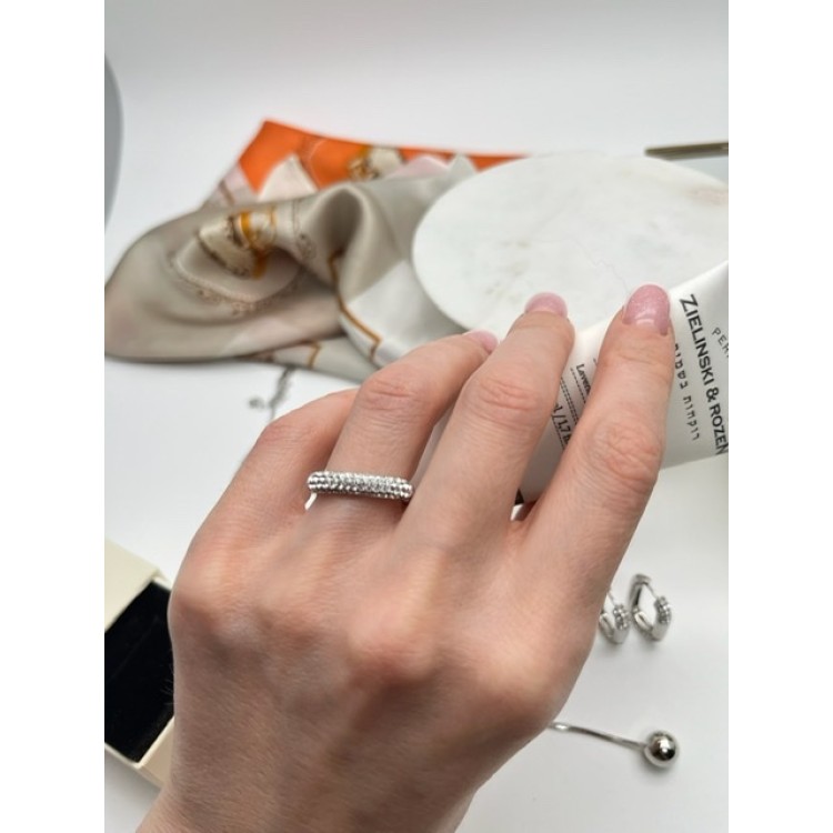 Кольцо с цирконами в белом золоте Meduza Crystal
