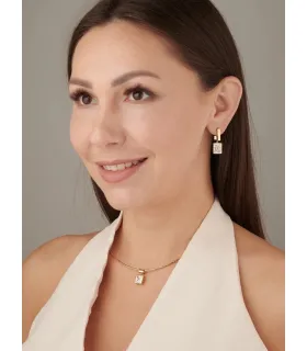 Подвеска с белым цирконом в золоте 