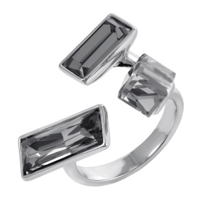 Кольцо регулируемое с черным камнем в серебре