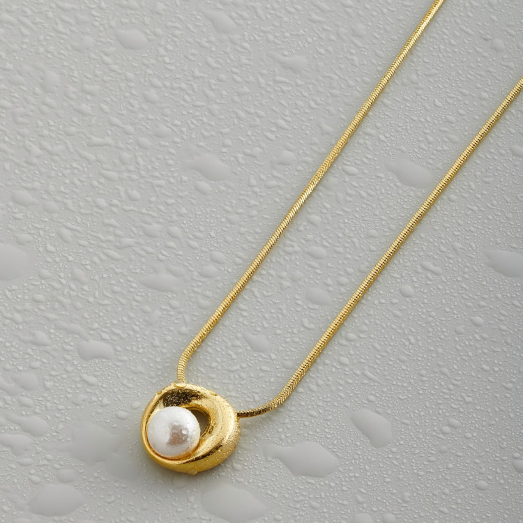 Колье с жемчугом в золоте Meduza Crystal