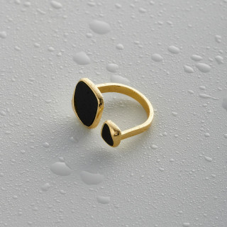 Кольцо безразмерное с вставкой эмаль в золоте