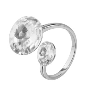 Кольцо регулируемое с белым круглым камнем в серебре