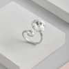 Кольцо регулируемое с белым круглым камнем в серебре Meduza Crystal