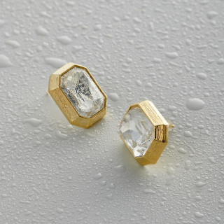 Серьги прямоугольные с белым цирконом в золоте