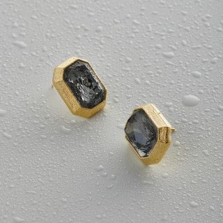 Серьги прямоугольные с чёрным  цирконом в золоте