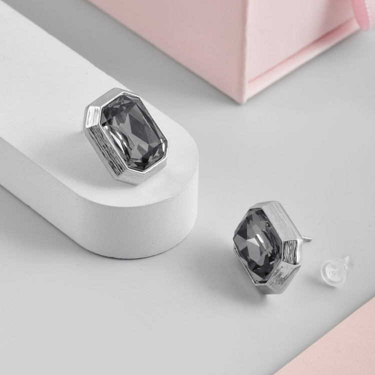 Серьги прямоугольные с чёрным  цирконом серебристые Meduza Crystal