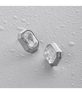 Серьги прямоугольные с белым цирконом серебристые