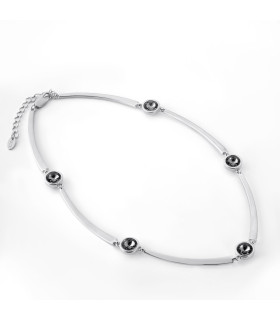 Колье серебристое с чёрным цирконом 