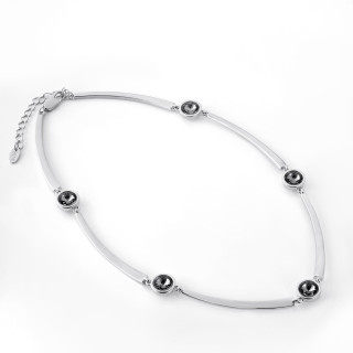 Колье серебристое с чёрным цирконом 