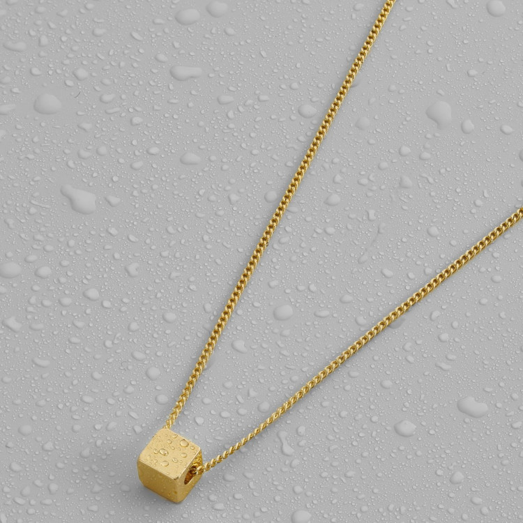 Подвеска на цепочке куб в золоте Meduza Crystal