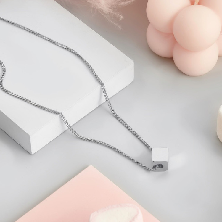 Подвеска на цепочке куб серебристая Meduza Crystal