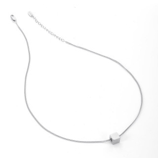 Подвеска на цепочке куб серебристая