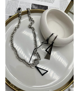 Серьги асимметрия треугольник  в серебре