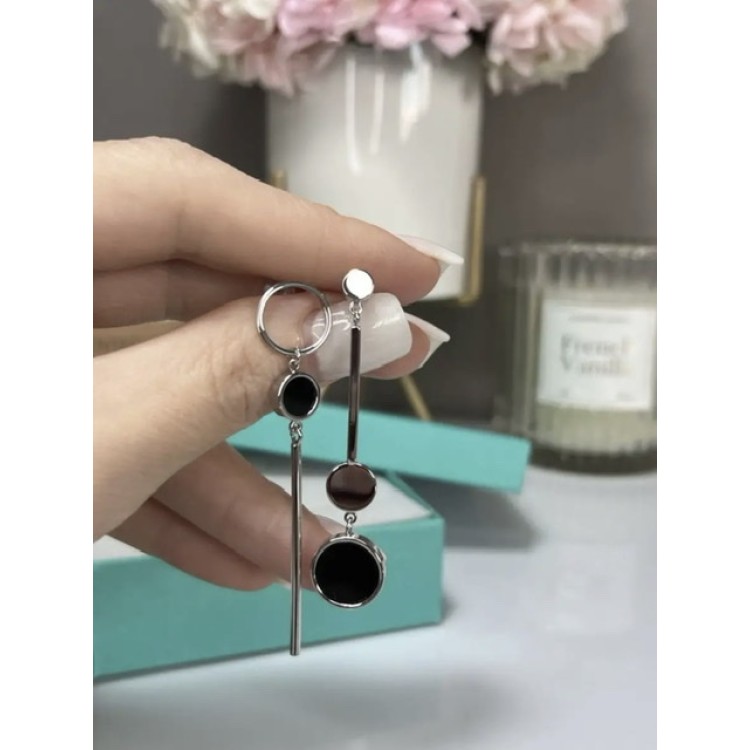 Серьги асимметрия длинные  в серебре Meduza Crystal