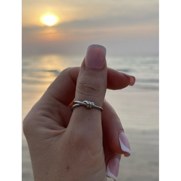 Кольцо Узел в серебре Meduza Crystal