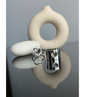 Кольцо плоское безразмерное сердце  серебро 