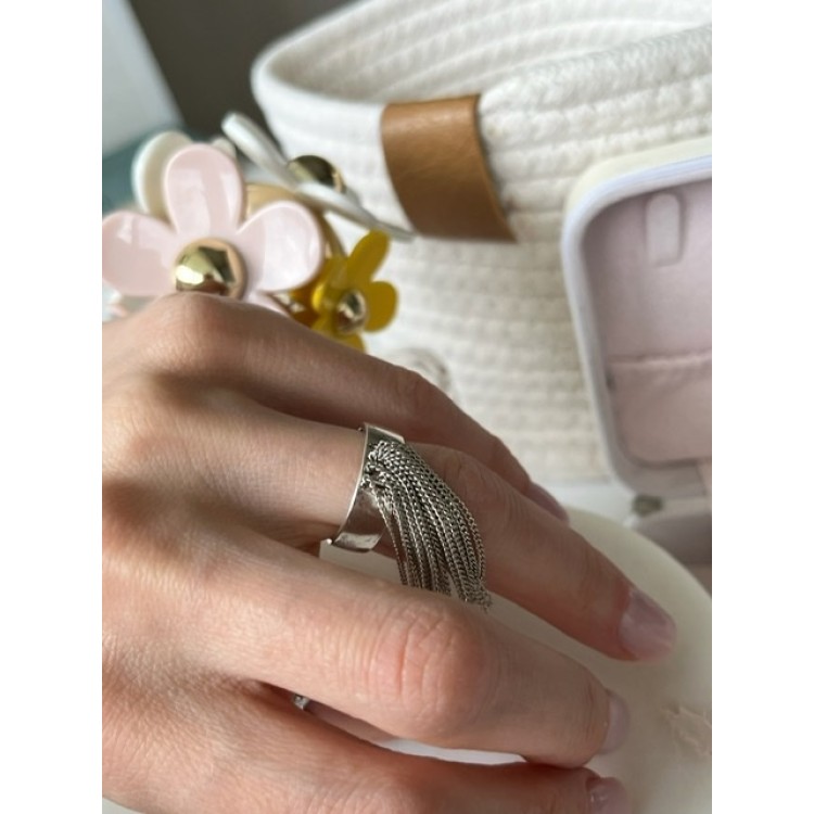 Кольцо безразмерное с висящими в серебре Meduza Crystal