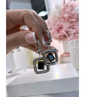 Серьги квадраты с чёрным цирконом в белом золоте