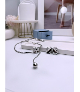 Серьги мятый квадрат серебристые