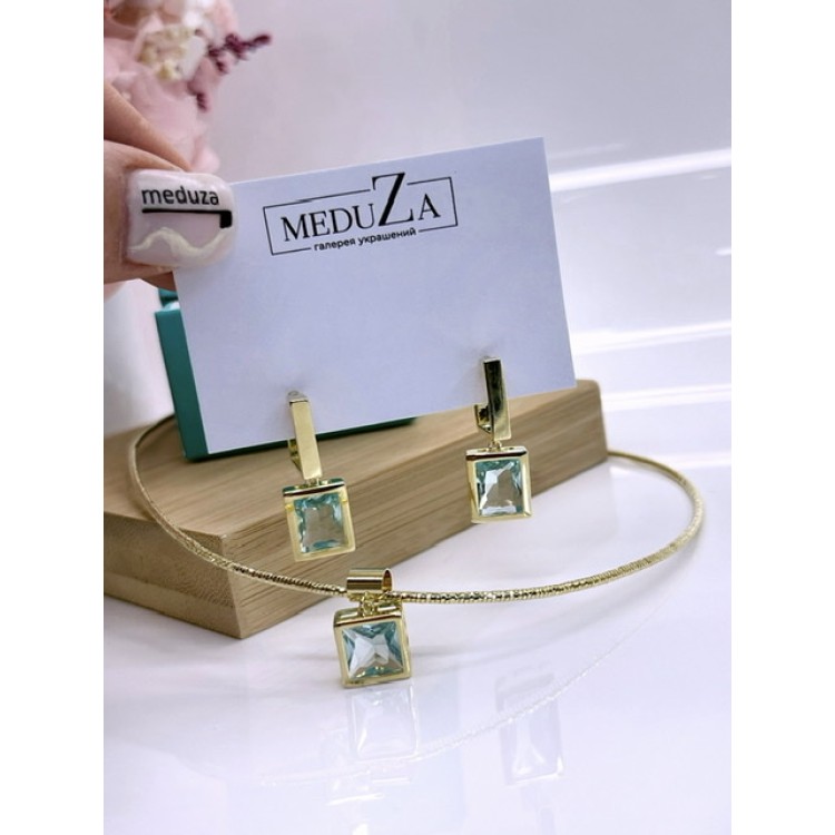 Подвеска с голубым цирконом в золоте Meduza Crystal