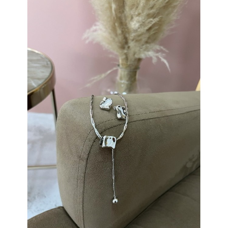 Серьги мятый квадрат серебристые Meduza Crystal