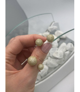 Кольцо Шар в золоте с россыпью цирконов