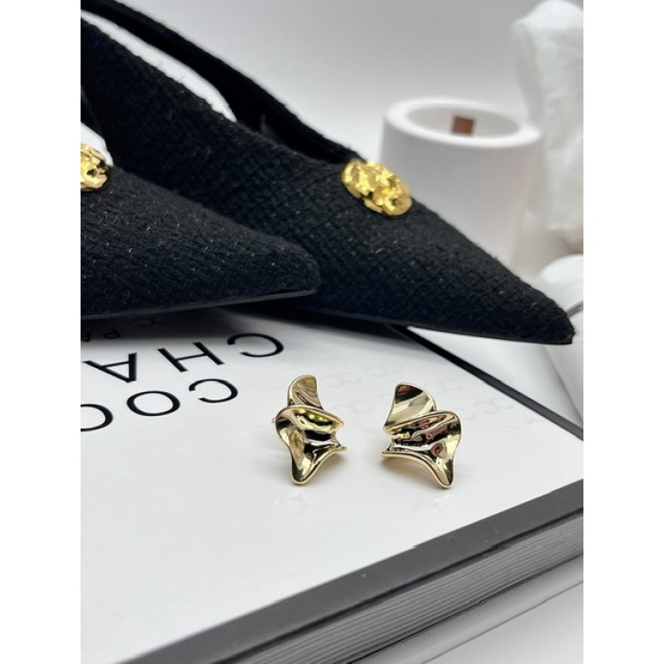 Серьги мятый ромб в золоте Meduza Crystal