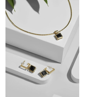 Серьги с чёрным  цирконом в золоте