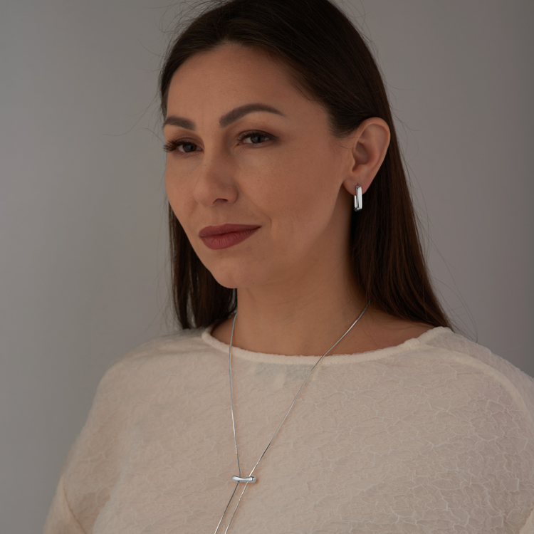 Серьги Скобы широкие в серебре Meduza Crystal