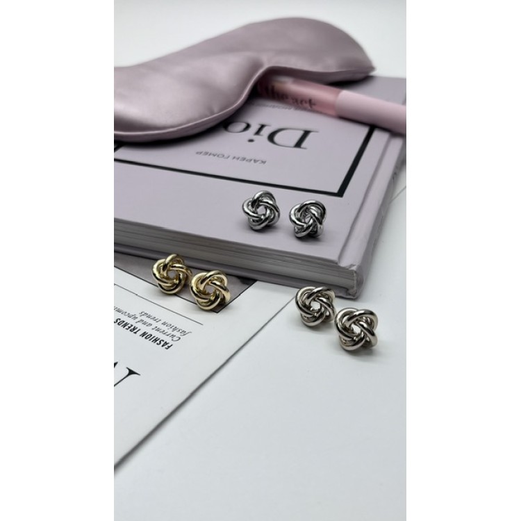 Серьги узелок серебристые Meduza Crystal