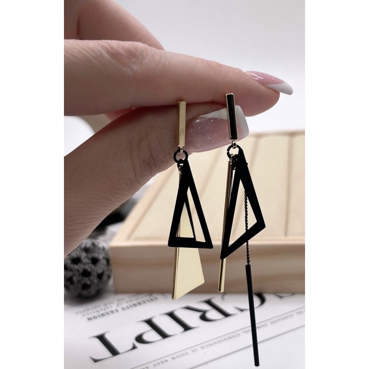 Серьги асимметрия треугольник  золотистые Meduza Crystal