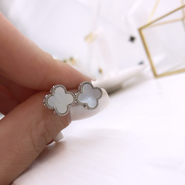 Серьги Ванклиф серебристые перламутр с цирконом Meduza Crystal