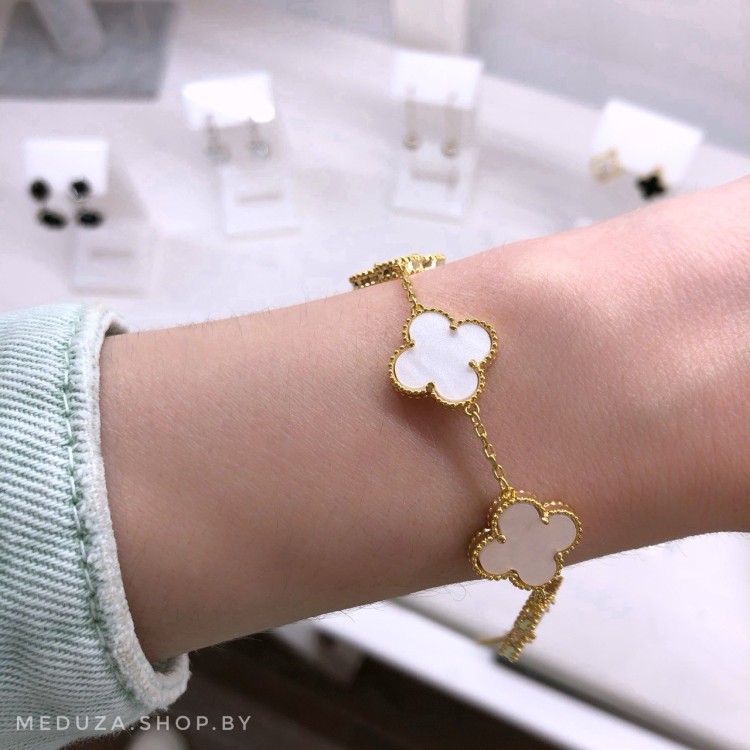 Браслет Ванклиф перламутр  в золоте Meduza Crystal