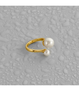 Кольцо с жемчугом в золоте