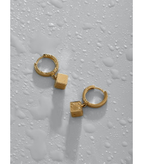 Серьги Кубы на колечках в золоте