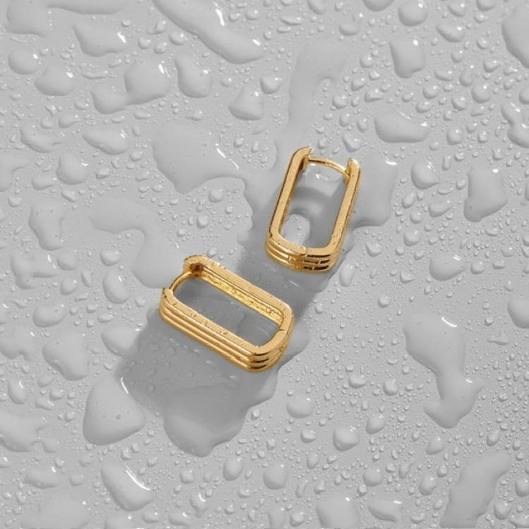 Серьги скобы тройные в золоте Meduza Crystal