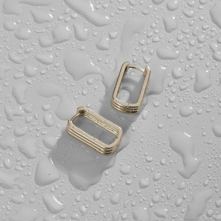 Серьги скобы тройные в кофейном цвете Meduza Crystal