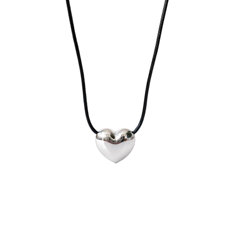 Чокер на шнурке с серебряным сердцем Meduza Crystal